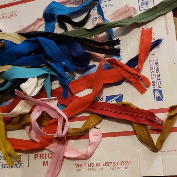 Vintage Zippers - Picture 3 of 3